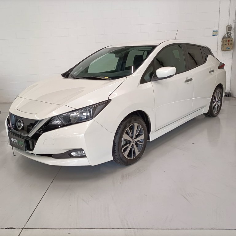 NISSAN Leaf 40kWh Acenta CVT