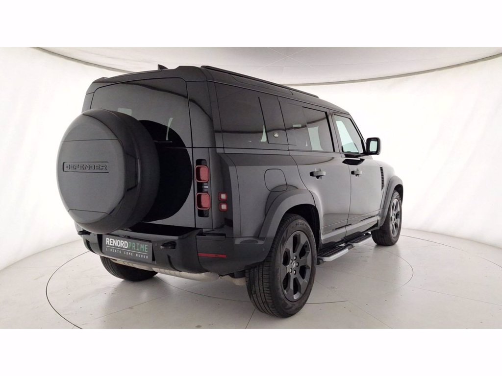 LAND ROVER Defender 110 3.0 D I6 MHEV X-Dynamic HSE AWD Auto